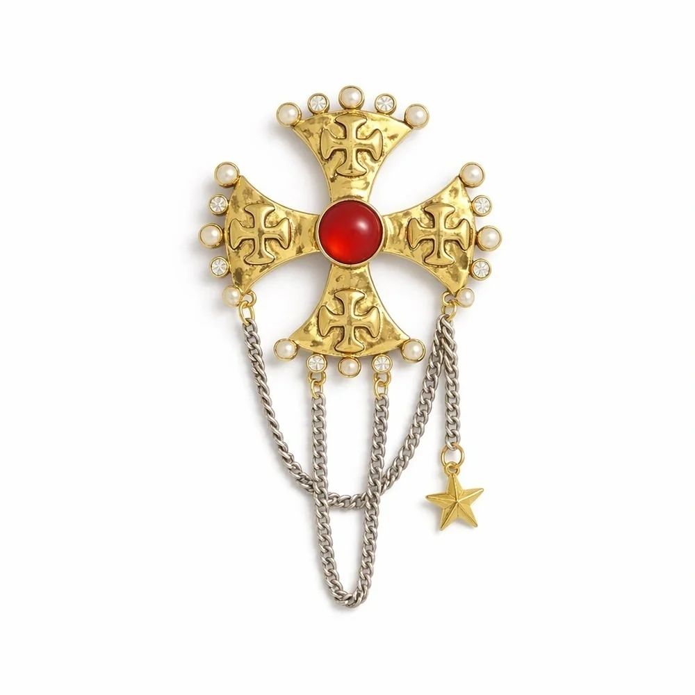 ⚜️ Vintage Style | Gold and Pearl Accents Cross Brooch
